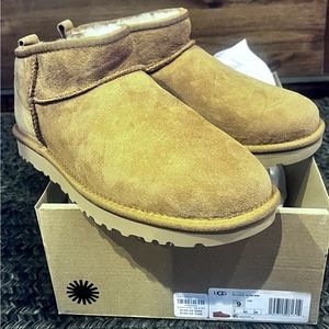 UGG Womens Classic Ultra Mini Size 9– Chestnut